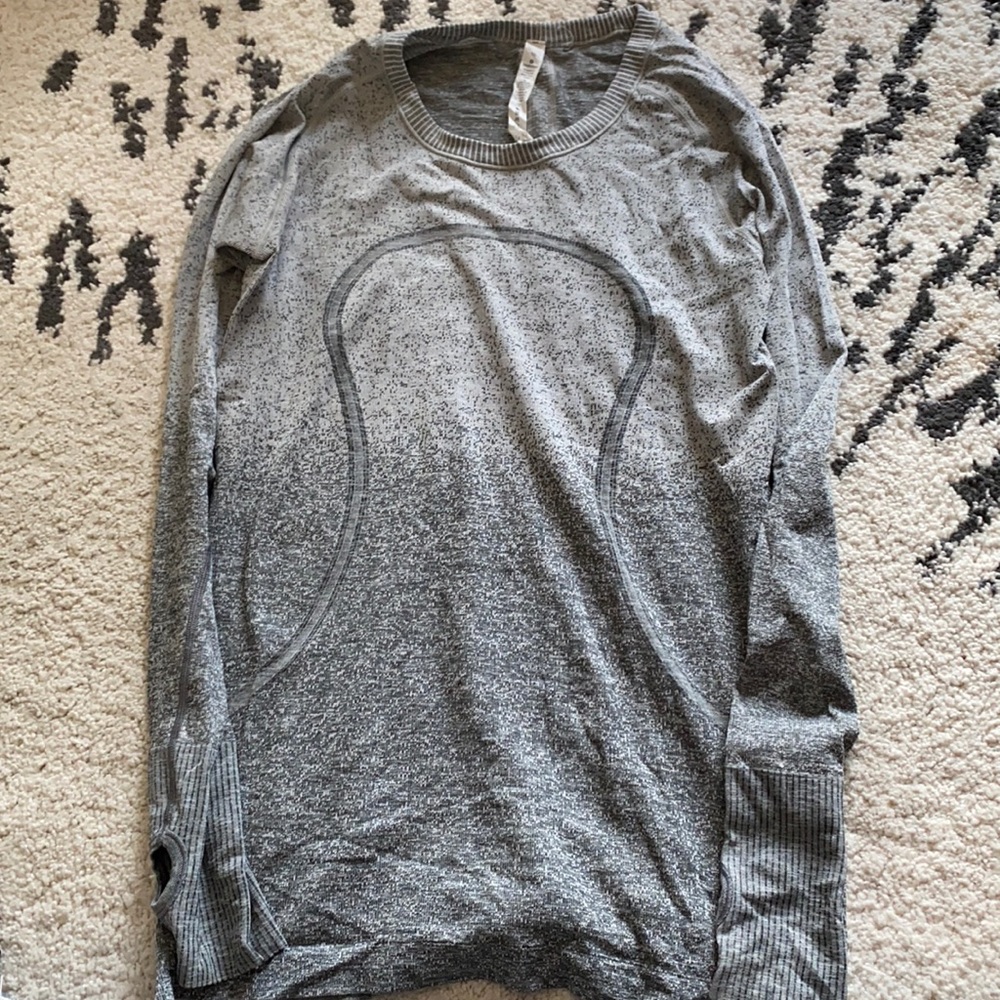 Lululemon Swiftly Long Sleeve Crew size 10